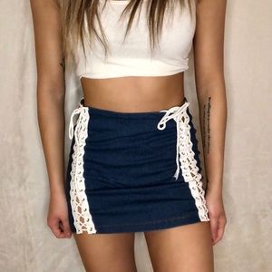 Forever 21 lace up mini skirt